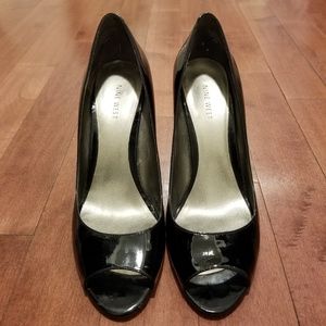 Nine West patent leather peep toe pumps